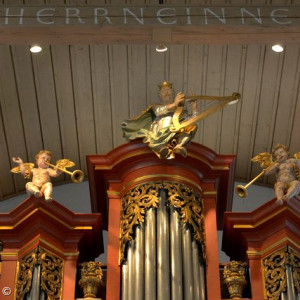 David auf der Orgel der Markuskirche