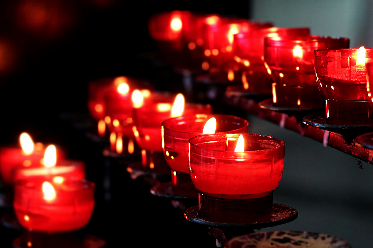 candles-church_1200.png