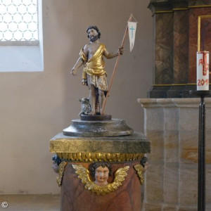 Taufstein in der St. Matthäuskirche